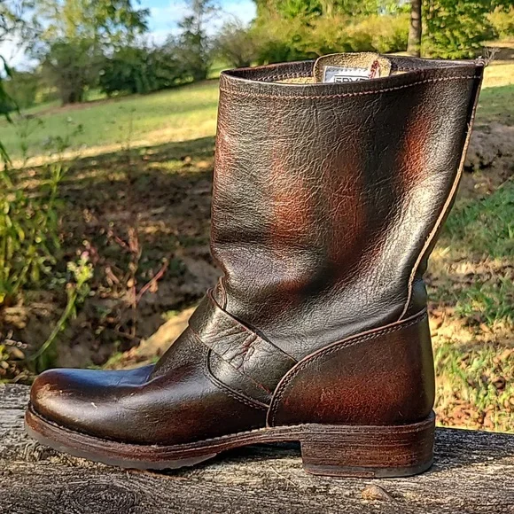 Frye women's leather boots size 8 - Picture 4 of 6